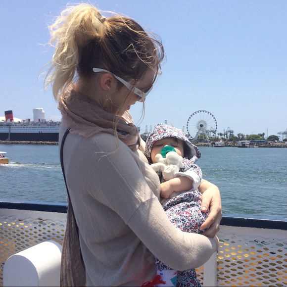 🌻Meet your posher!🌻 - Picture 8 of 8